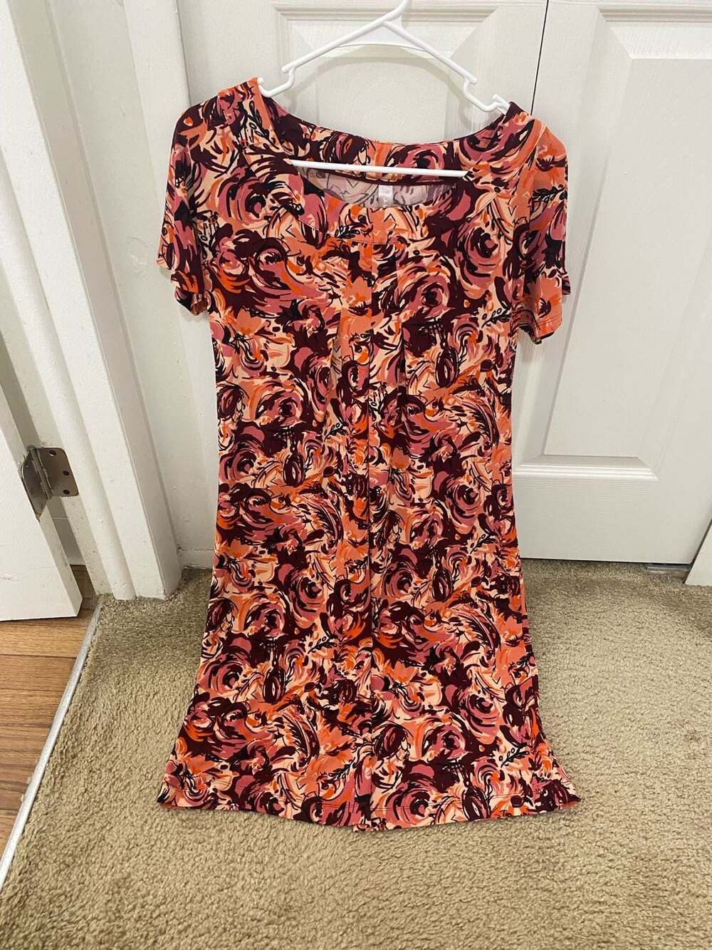White Stag Pink and Purple Abstract Rose Floral Short Sleeve Pleated Neck Dress